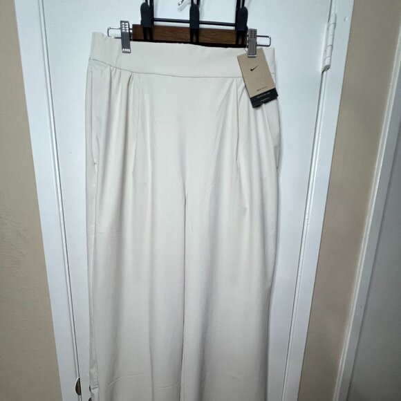 Nike Women's 24.7 PerfectStretch High-Waisted Wide Leg Pants MED  Lt Orewood Brn - Picture 4 of 9